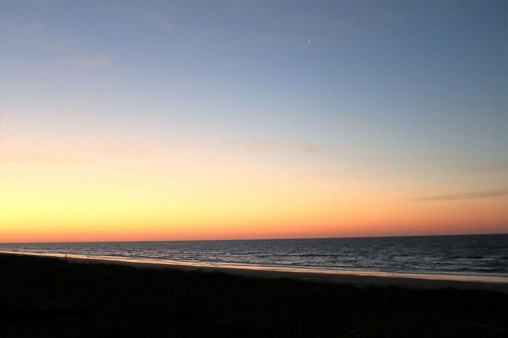 1358 Boyt Road, Crystal Beach, Texas image 27