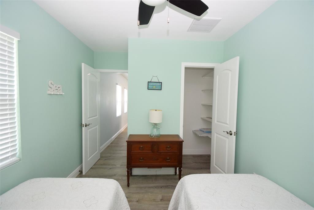 1358 Boyt Road, Crystal Beach, Texas image 18