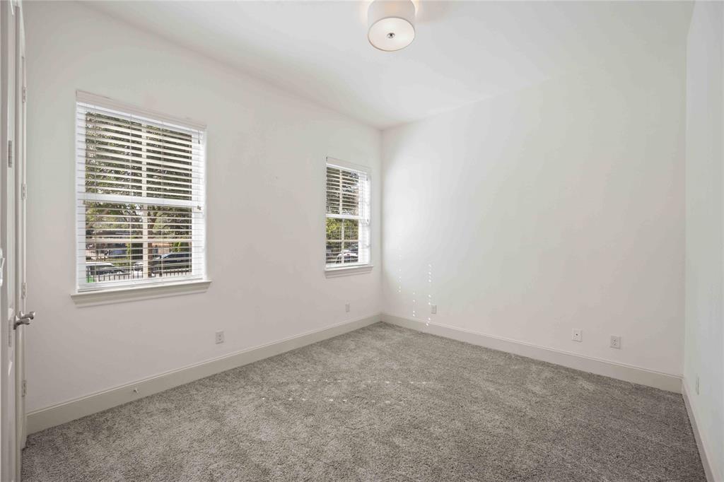 8760 Kempwood Drive, Houston, Texas image 20