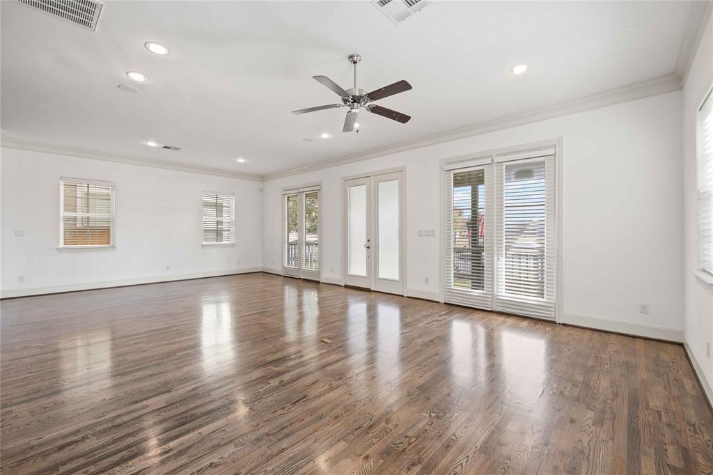 8760 Kempwood Drive, Houston, Texas image 5