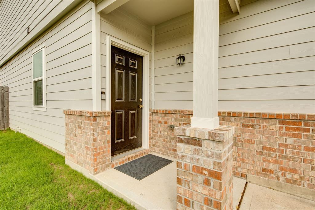 996 Marquis Drive, Bryan, Texas image 2