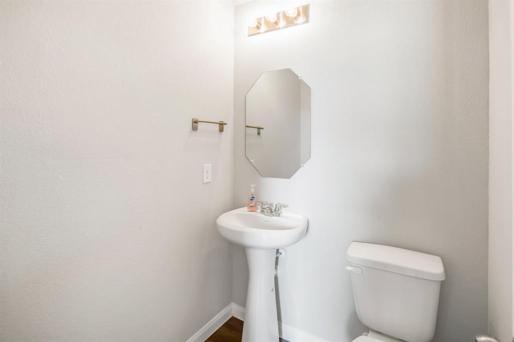 996 Marquis Drive, Bryan, Texas image 10