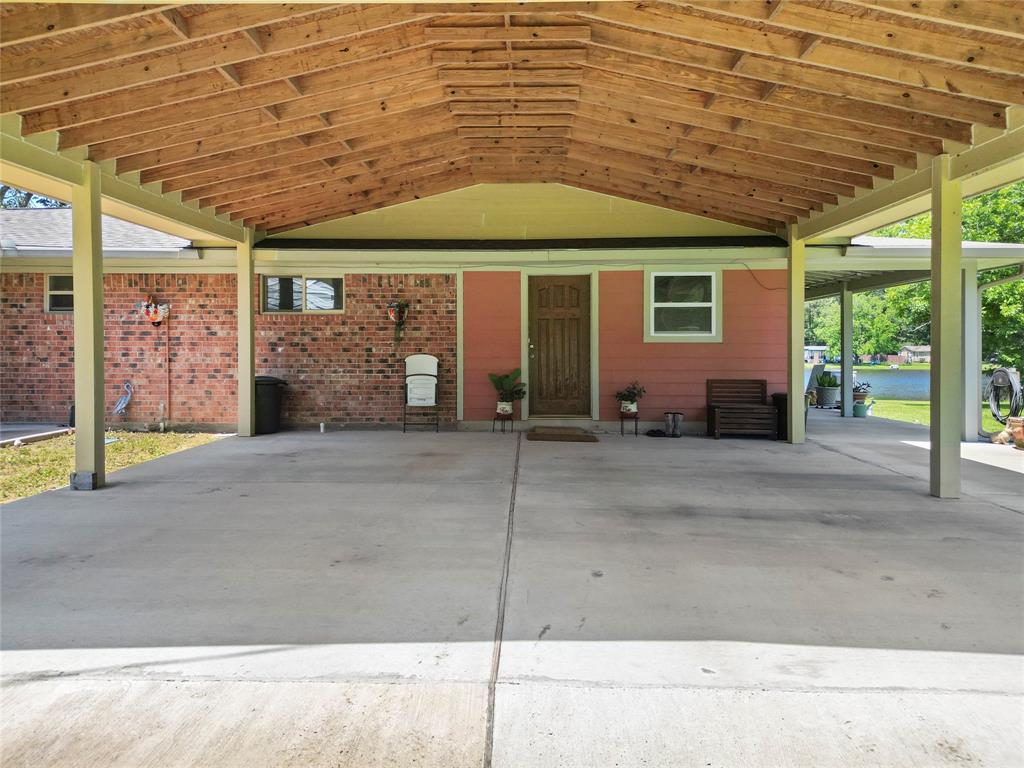 135 Sweetgum Street, Trinity, Texas image 1