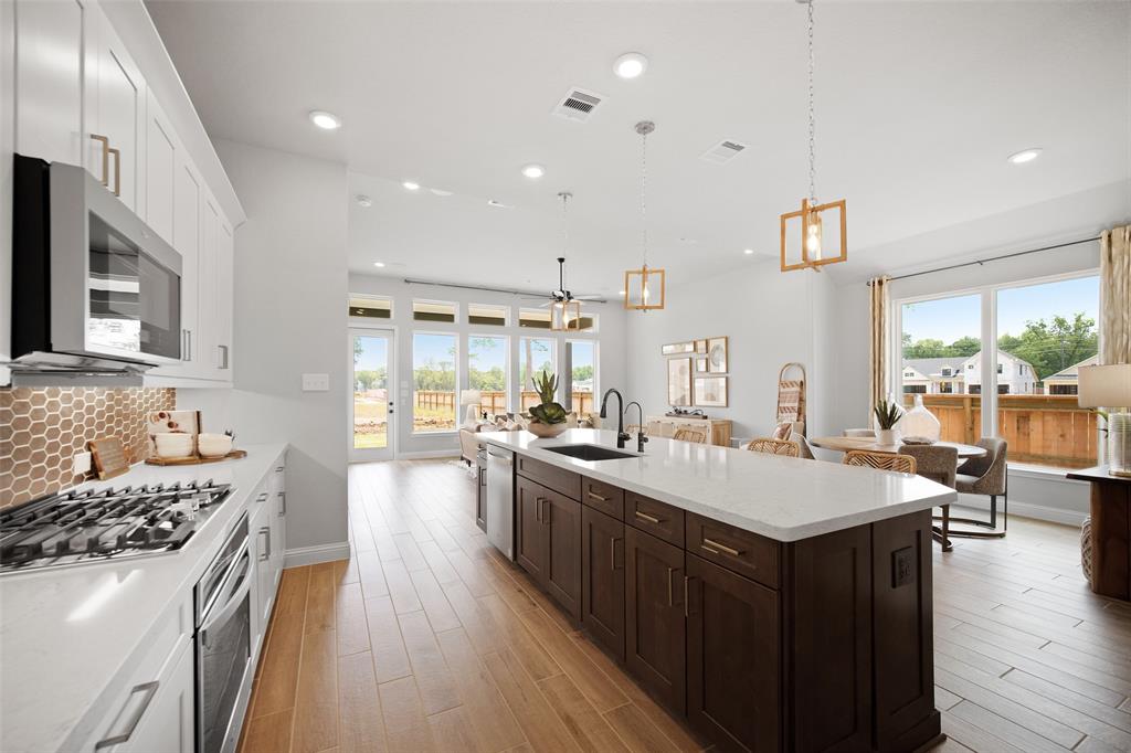 7619 Cattail Shallows Lane, Katy, Texas image 9