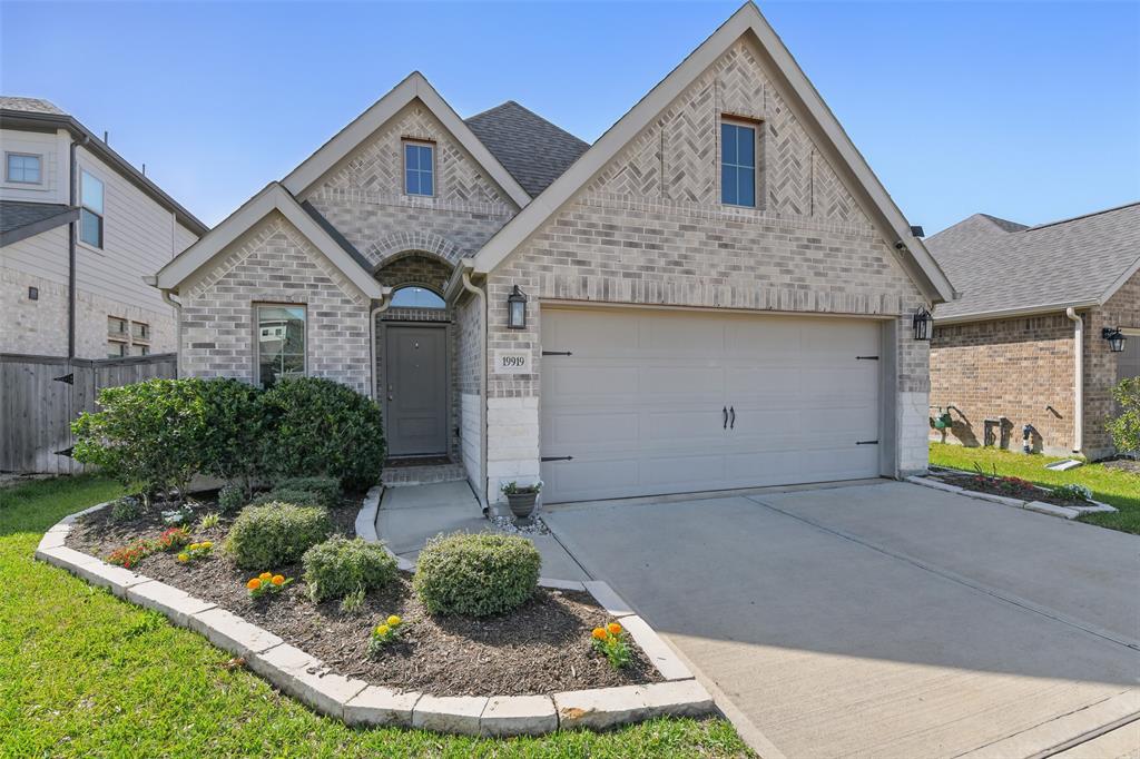 19919 Wild Horse Hollow Lane, Tomball, Texas image 1