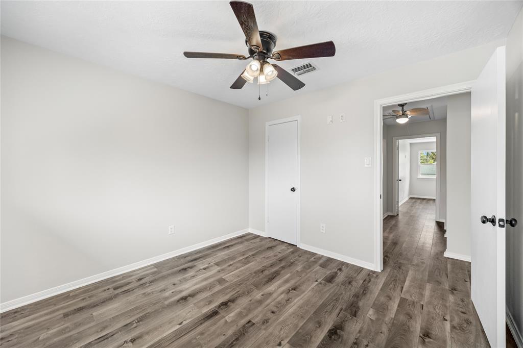 235 Bickett Lane, Spring, Texas image 14