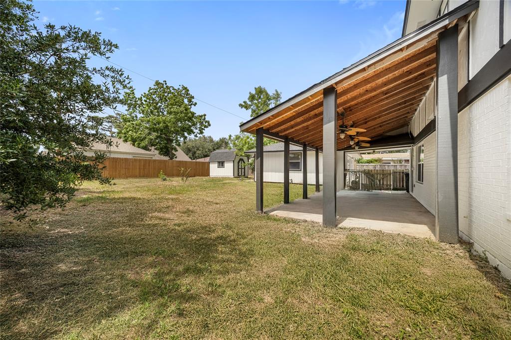 235 Bickett Lane, Spring, Texas image 8