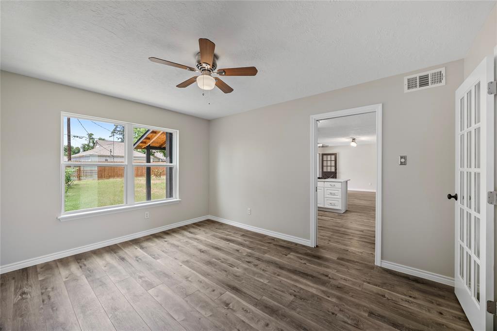 235 Bickett Lane, Spring, Texas image 31