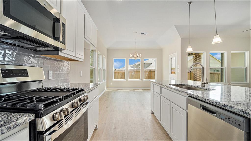 855 Waukegan Road, Conroe, Texas image 10
