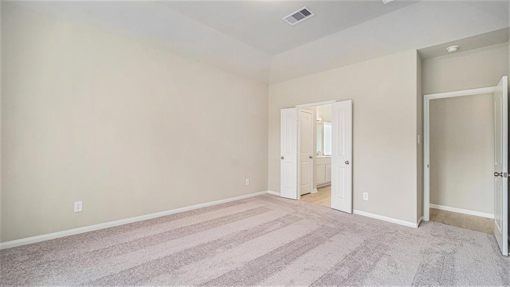 855 Waukegan Road, Conroe, Texas image 17