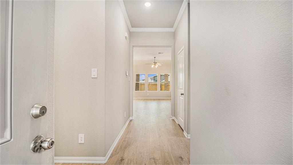 855 Waukegan Road, Conroe, Texas image 27