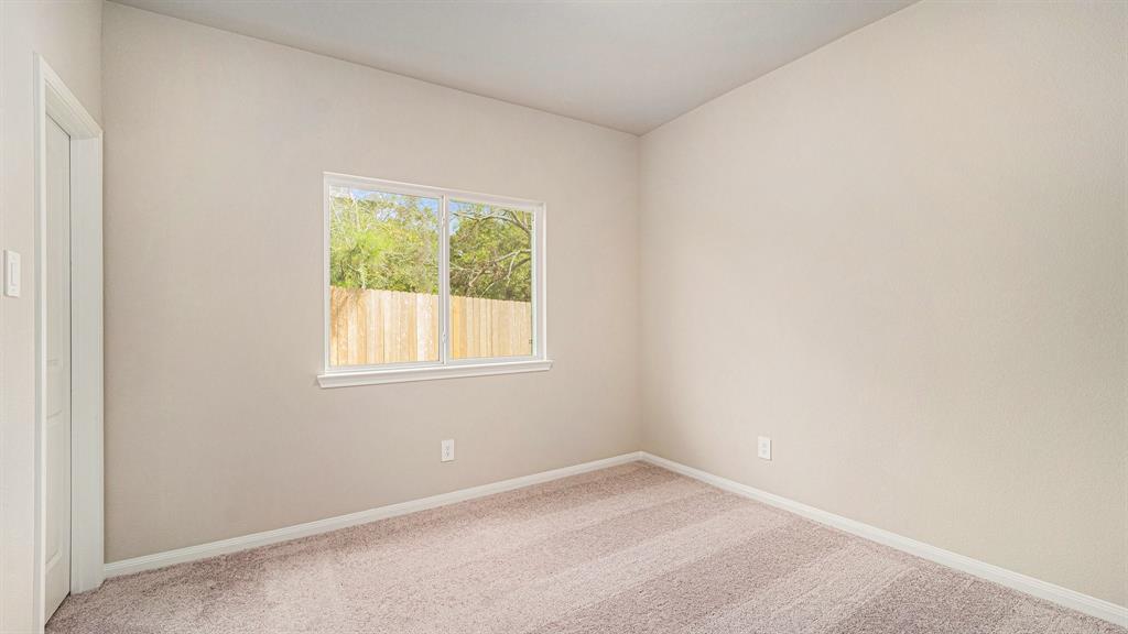 855 Waukegan Road, Conroe, Texas image 22