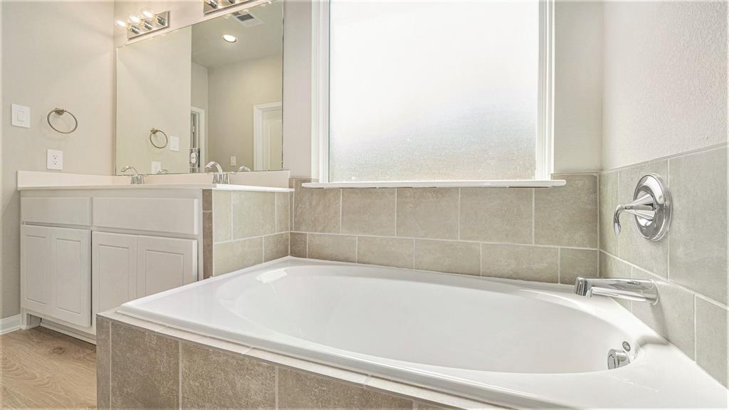 855 Waukegan Road, Conroe, Texas image 19