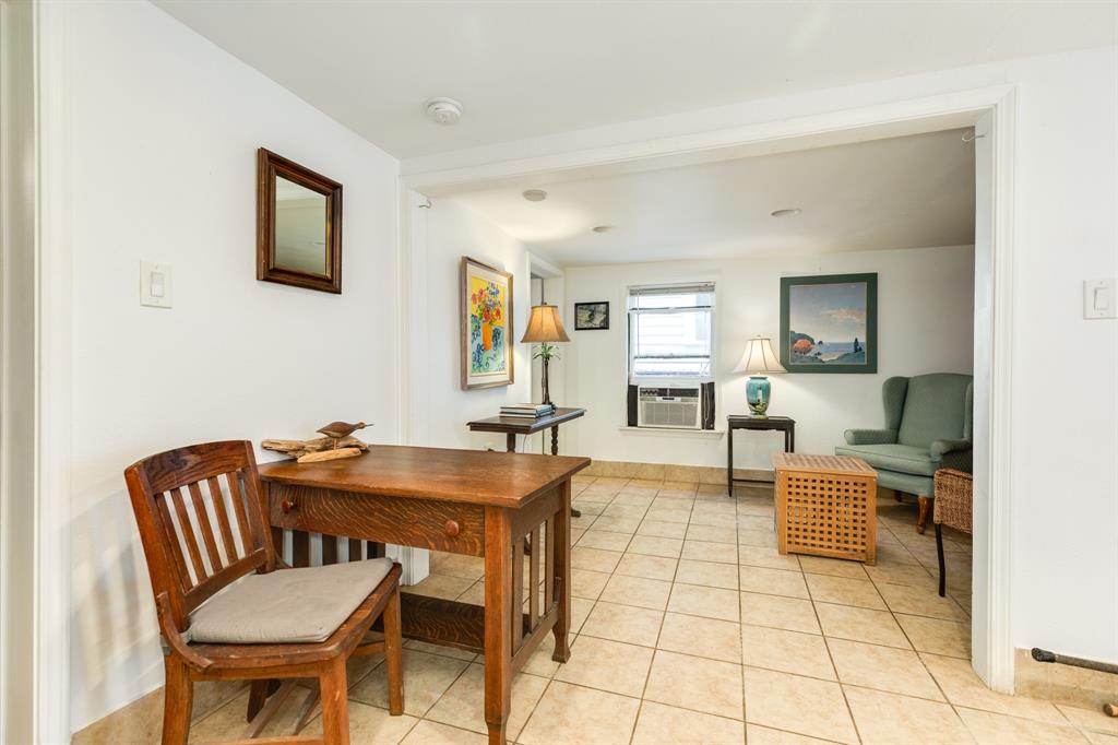 1224 Avenue M, Galveston, Texas image 17