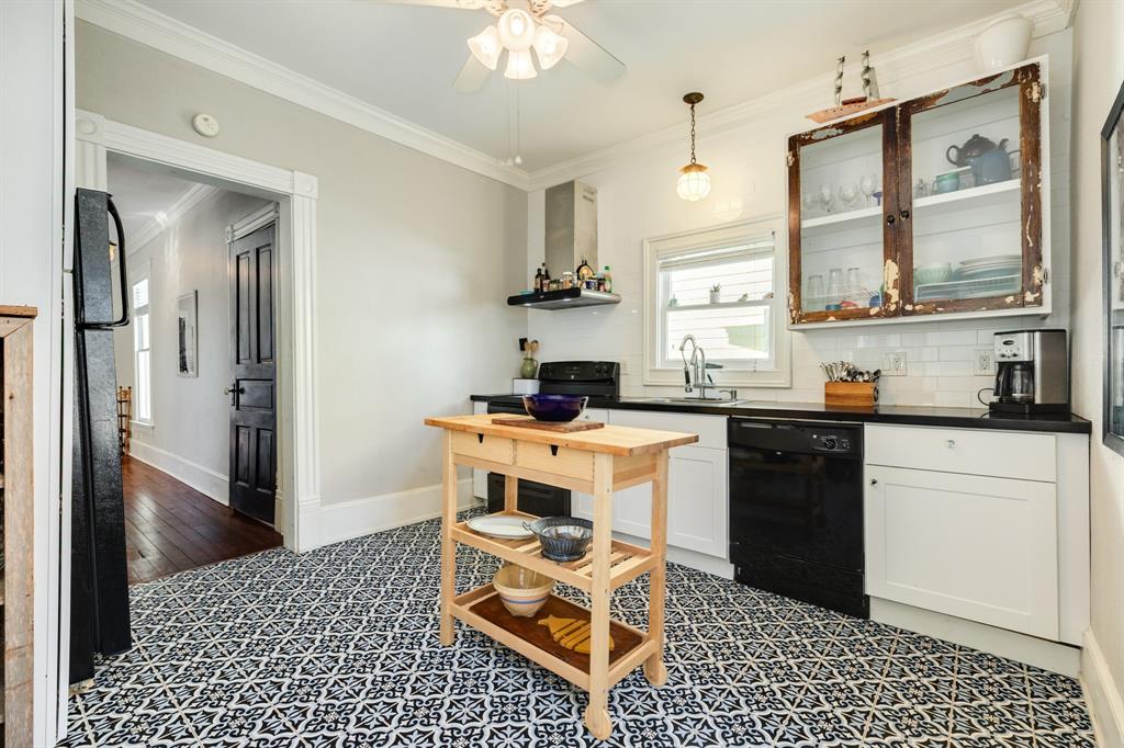1224 Avenue M, Galveston, Texas image 6