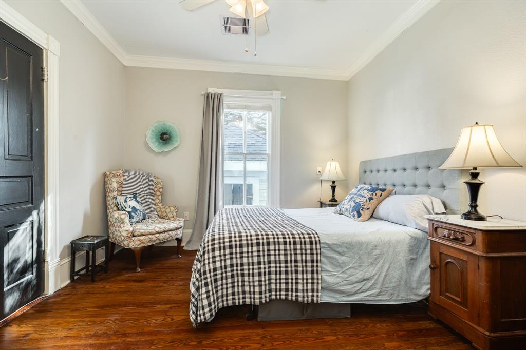 1224 Avenue M, Galveston, Texas image 9