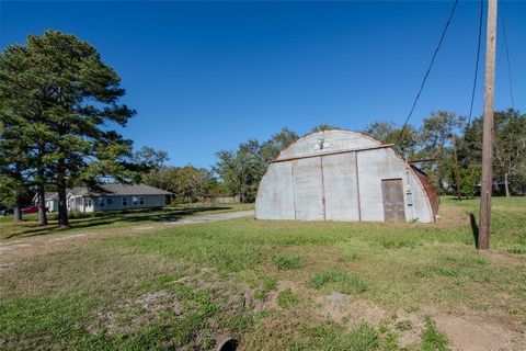 A home in Anahuac