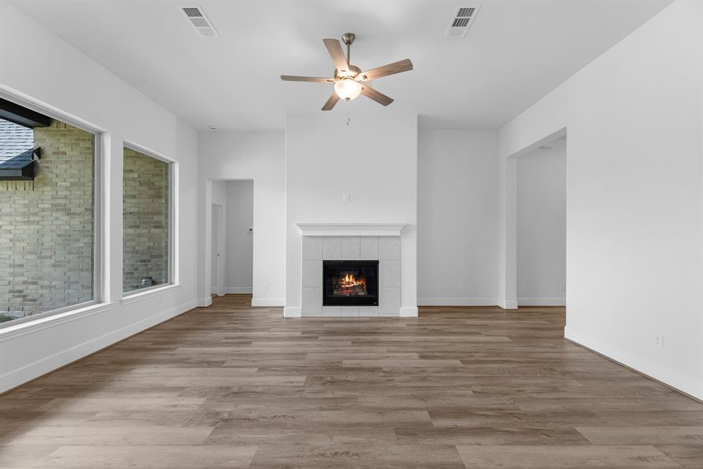 319 Salerio Way, Conroe, Texas image 10