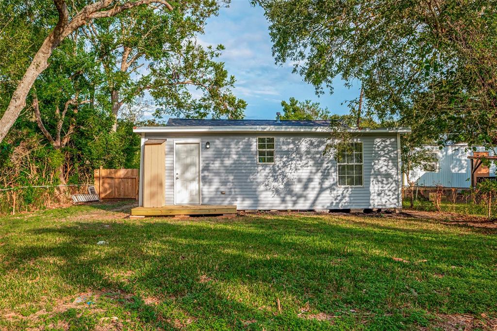 2211 Pessara Street, La Marque, Texas image 35