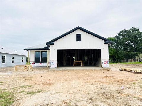 A home in Hearne