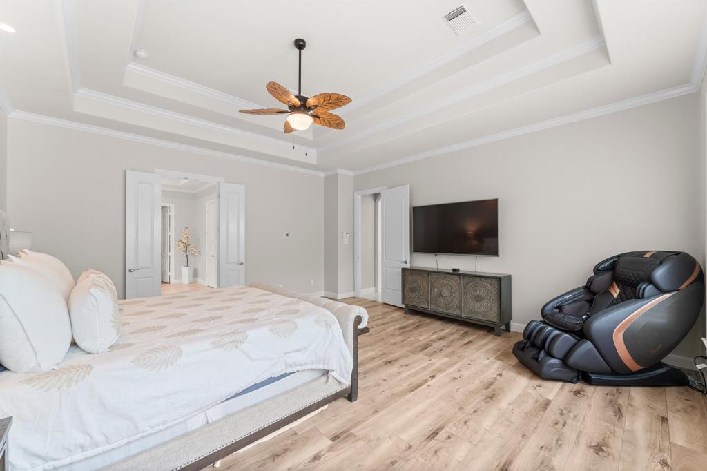 2 N Bantam Woods Circle, The Woodlands, Texas image 27