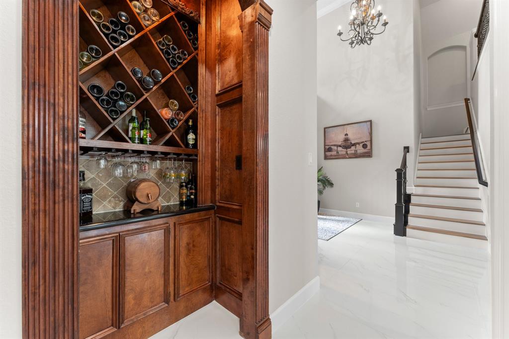 2 N Bantam Woods Circle, The Woodlands, Texas image 7