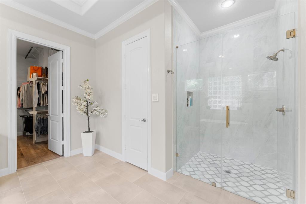 2 N Bantam Woods Circle, The Woodlands, Texas image 30