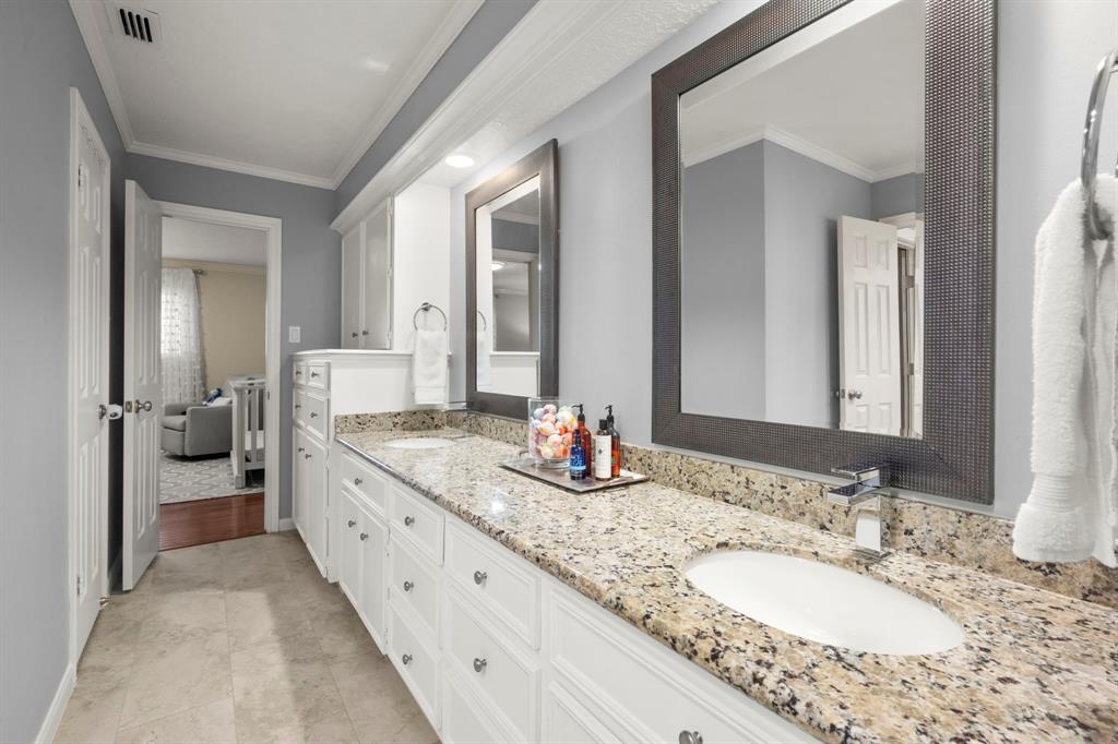 6614 Trebeck Lane, Spring, Texas image 32