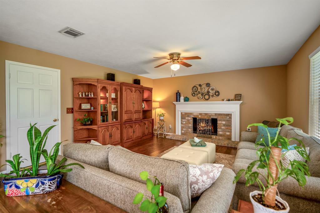 11203 Rocky Mill Drive, Cypress, Texas image 20