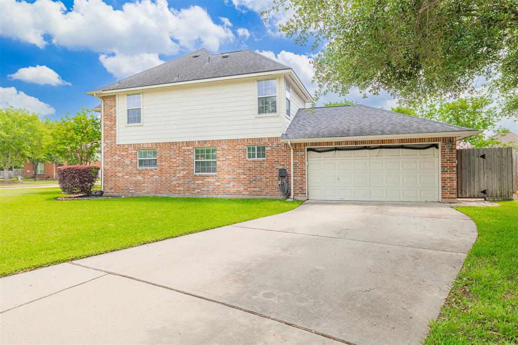 5902 Deerfield Court, Katy, Texas image 3