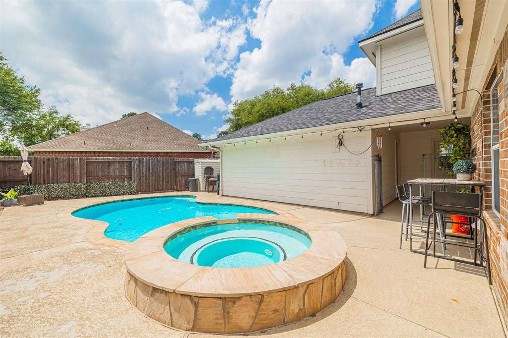 5902 Deerfield Court, Katy, Texas image 6