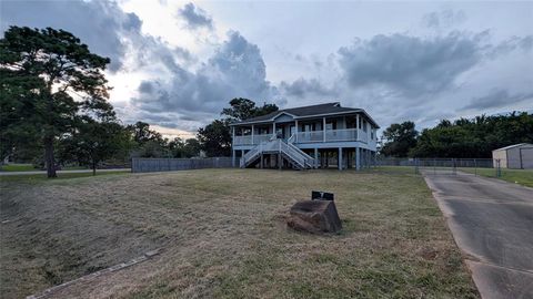 Photo of 530 S Shady Lane, La Porte, TX 77571 (MLS # 85119565) Photo of 530 S Shady Lane, La Porte, TX 77571 (MLS # 85119565)