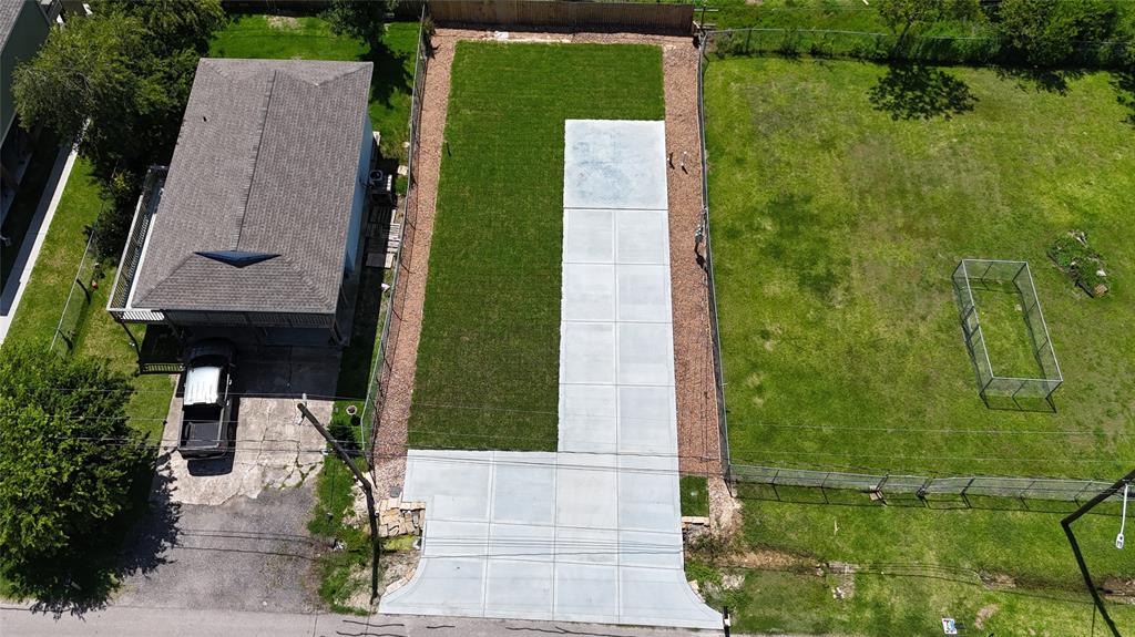 1040 Star Drive, San Leon, Texas image 3