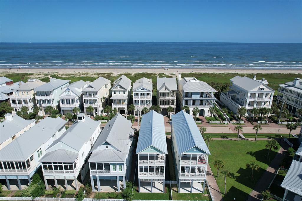2604 E Seaside Drive