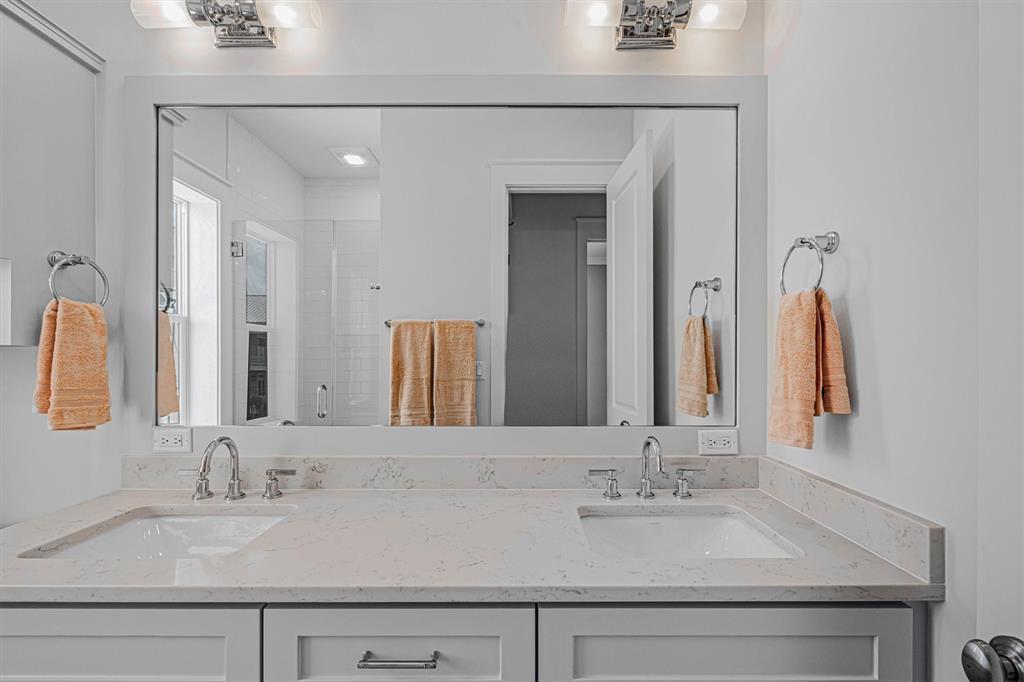 2604 E Seaside Drive, Galveston, Texas image 22
