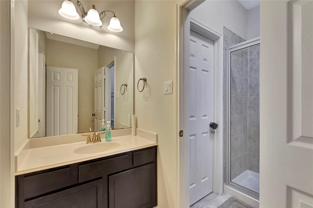 6015 Turner Shadow Lane, Sugar Land, Texas image 36