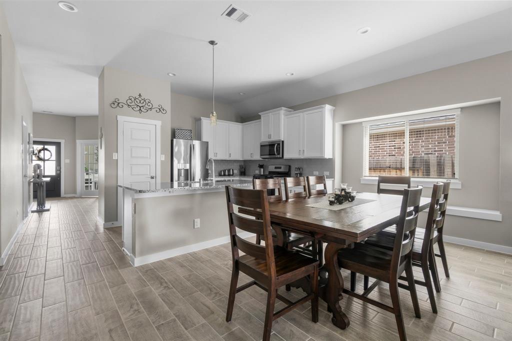 15199 N Heron Heights Way, Magnolia, Texas image 12
