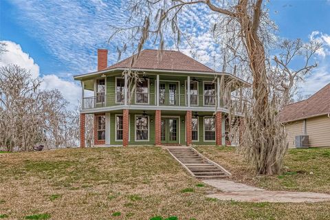 A home in Brazoria