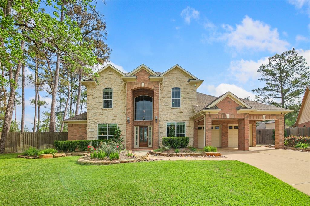 12502 Village Crest Court, Tomball, Texas image 1