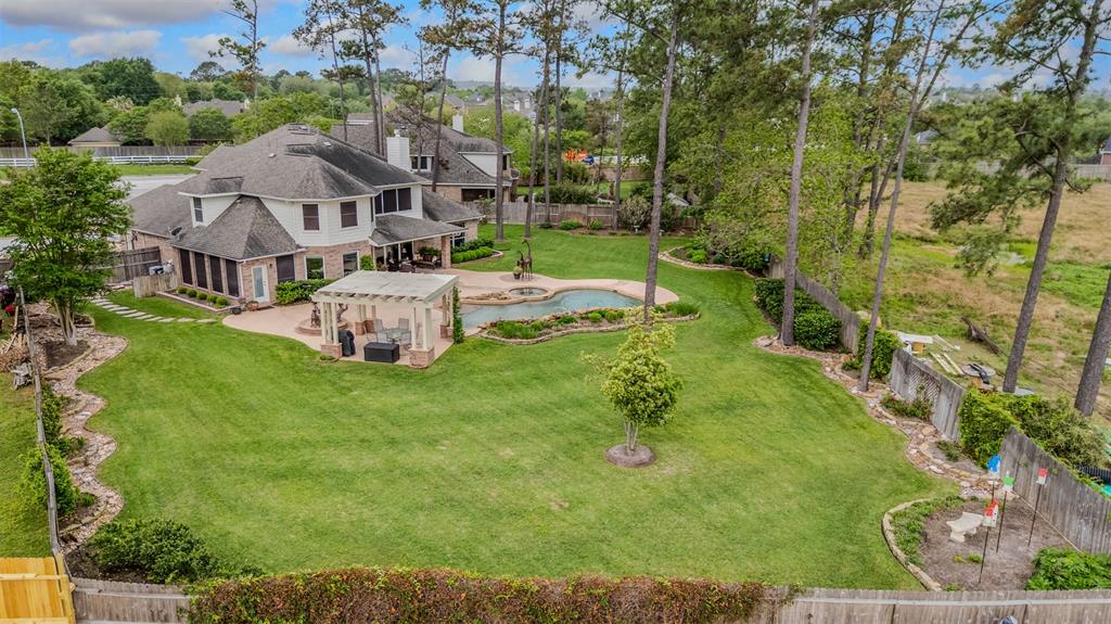 12502 Village Crest Court, Tomball, Texas image 32