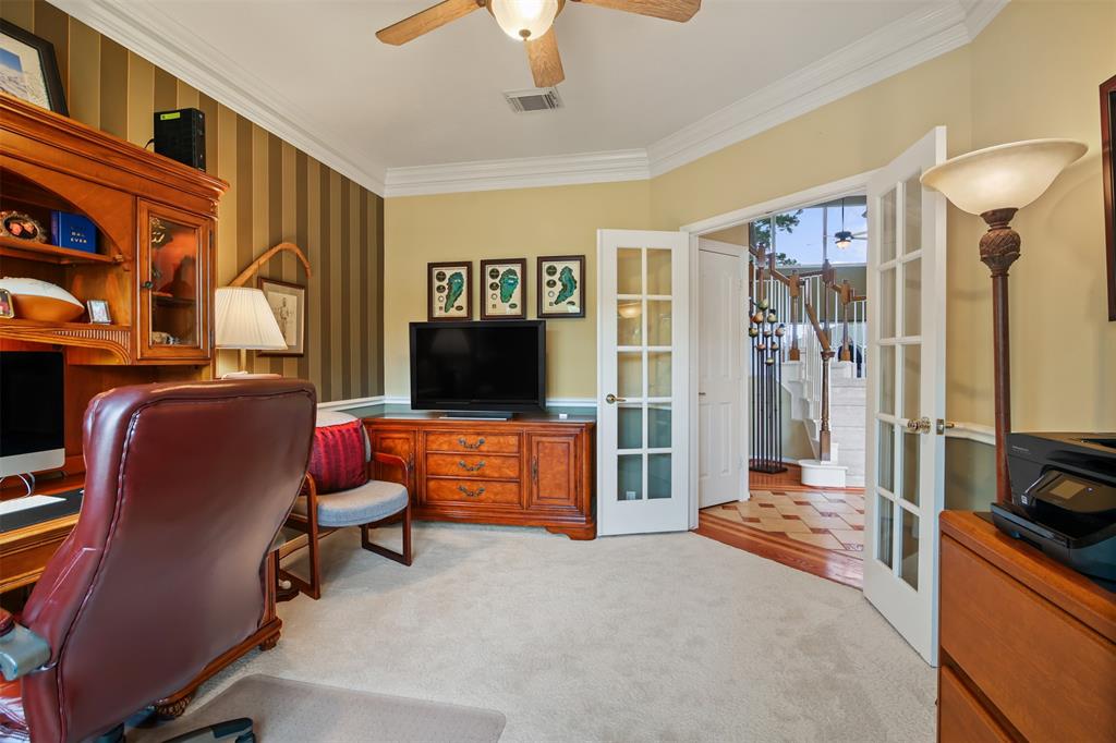 12502 Village Crest Court, Tomball, Texas image 7