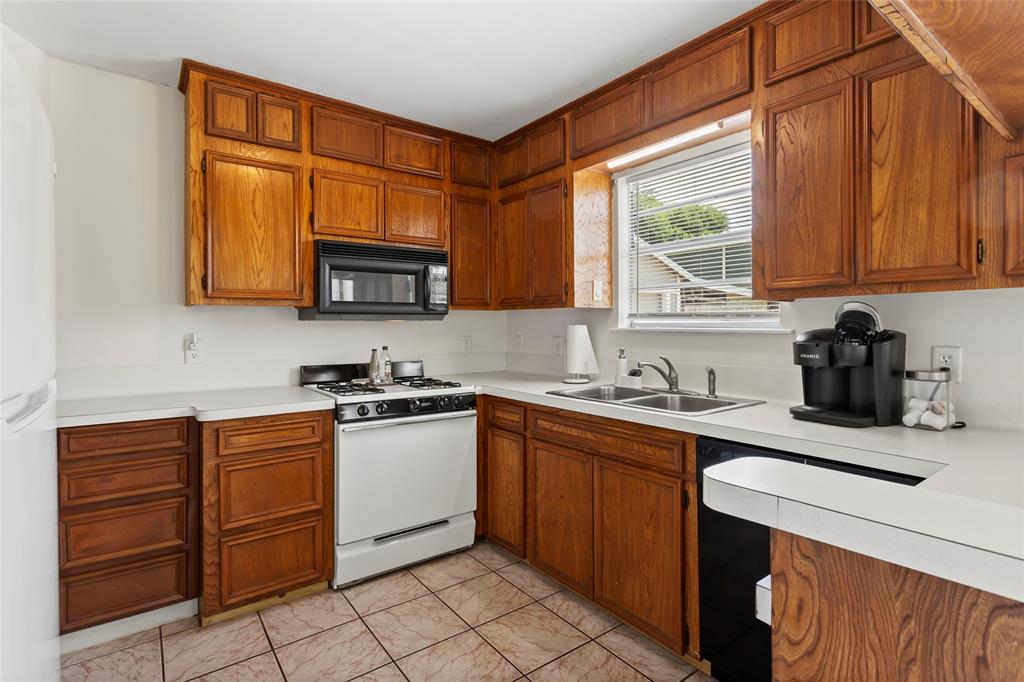 4444 18th Street