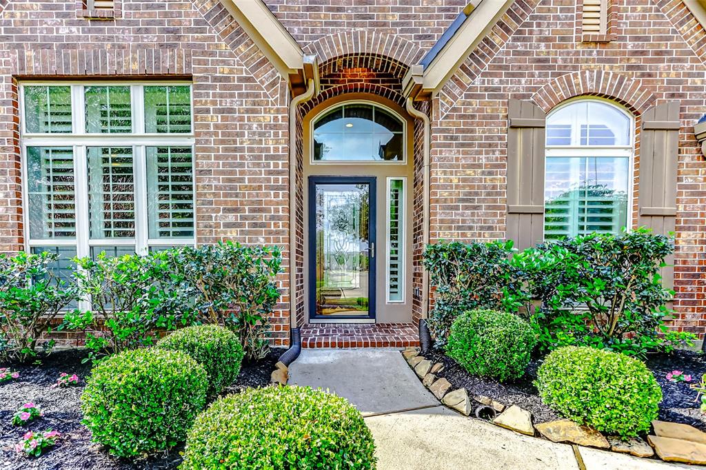 27823 Colonial Point Drive