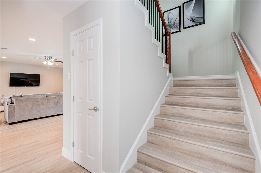 9423 Bassoon Drive, Houston, Texas image 27