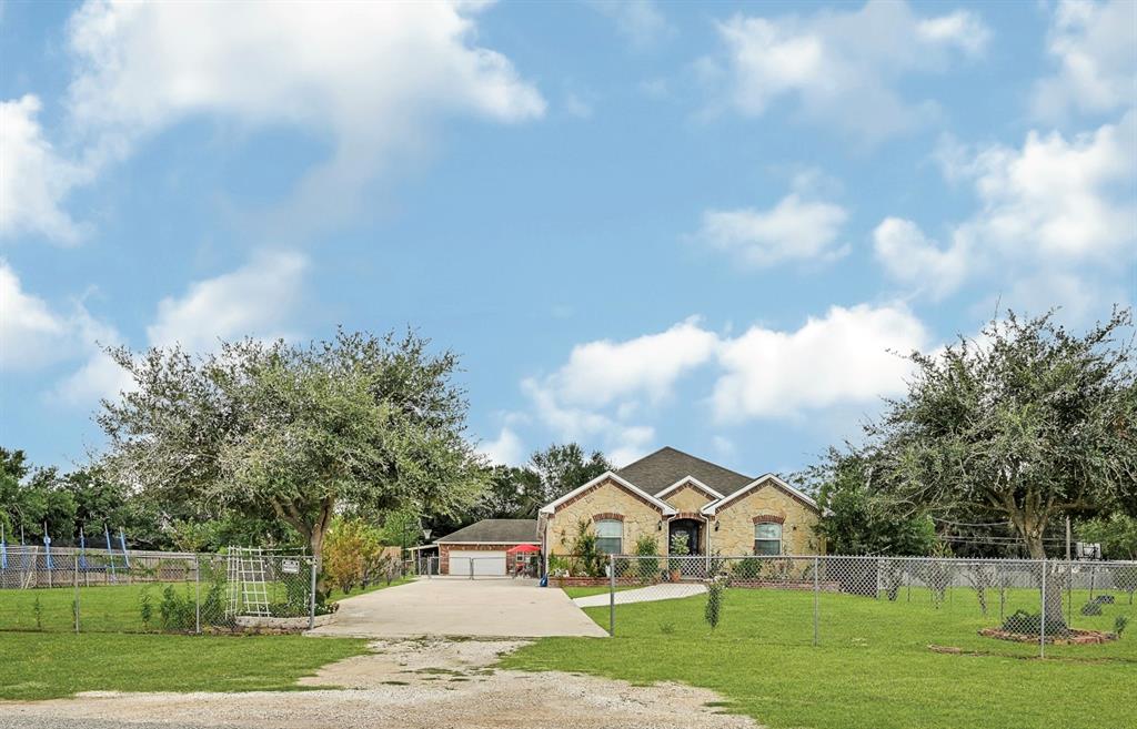 3113 Stella Road, Brookshire, Texas image 2