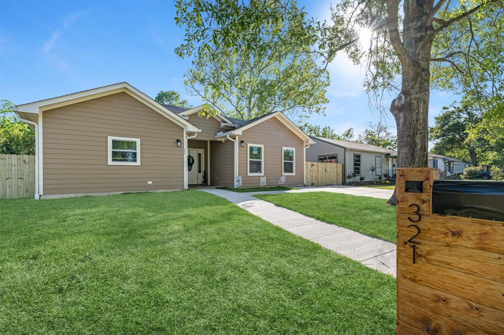 321 Briarwood Drive