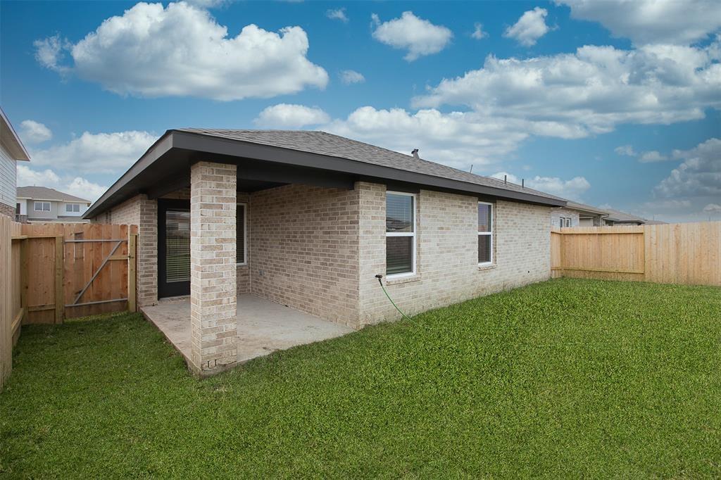 7411 Victoria Brook Trace, Richmond, Texas image 37