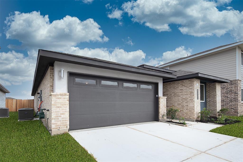 7411 Victoria Brook Trace, Richmond, Texas image 7