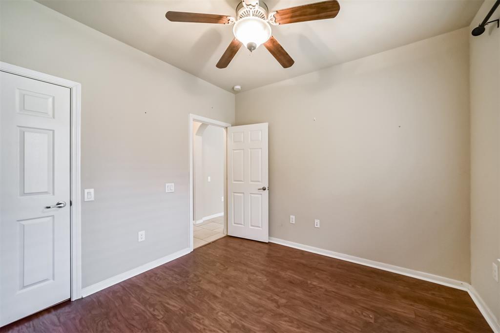 1216 N Riviera Circle, Pearland, Texas image 30