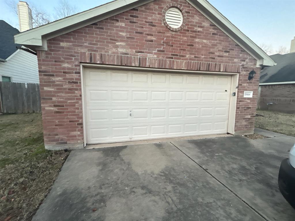 18464 Sunrise Oaks Court, Montgomery, Texas image 3